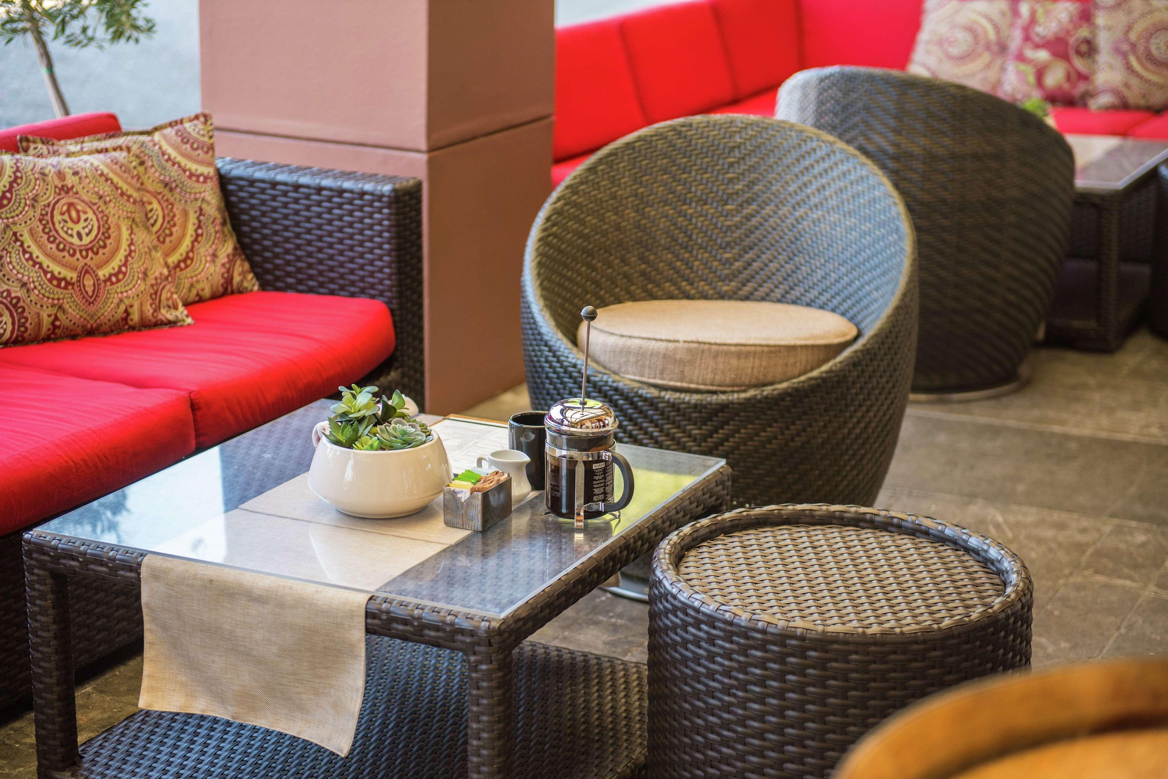 Juniper Hotel Cupertino, Curio Collection By Hilton Exterior foto